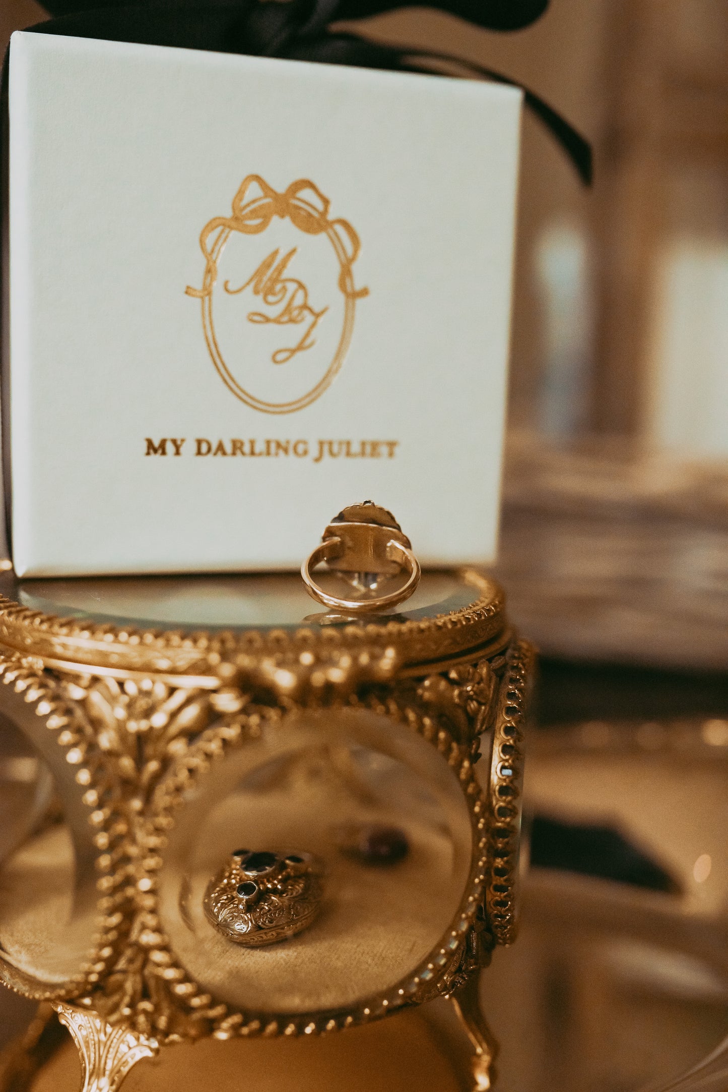 My Darling Juliet | Late Victorian 14K Gold Garnet Flower Ring