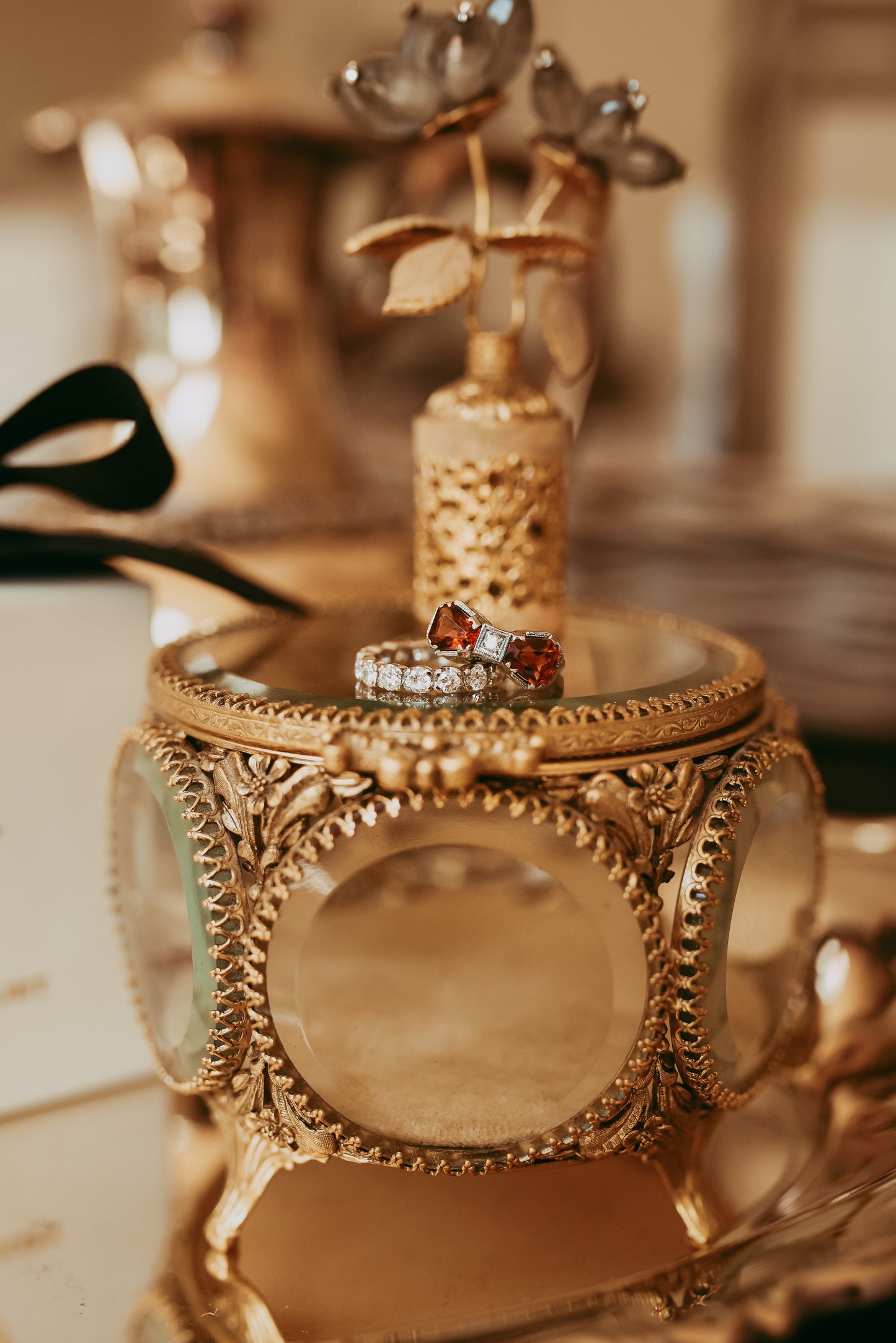 My Darling Juliet | Art Deco 14K White Gold Bow Ring with Citrines and Diamond