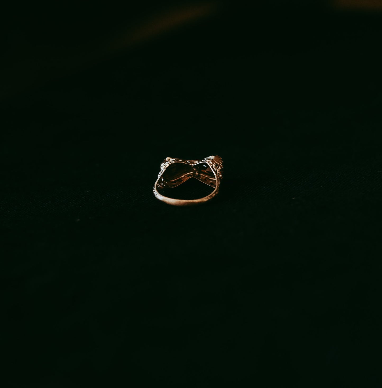 My Darling Juliet | Art Deco 14K White Gold Bow Ring with Citrines and Diamond