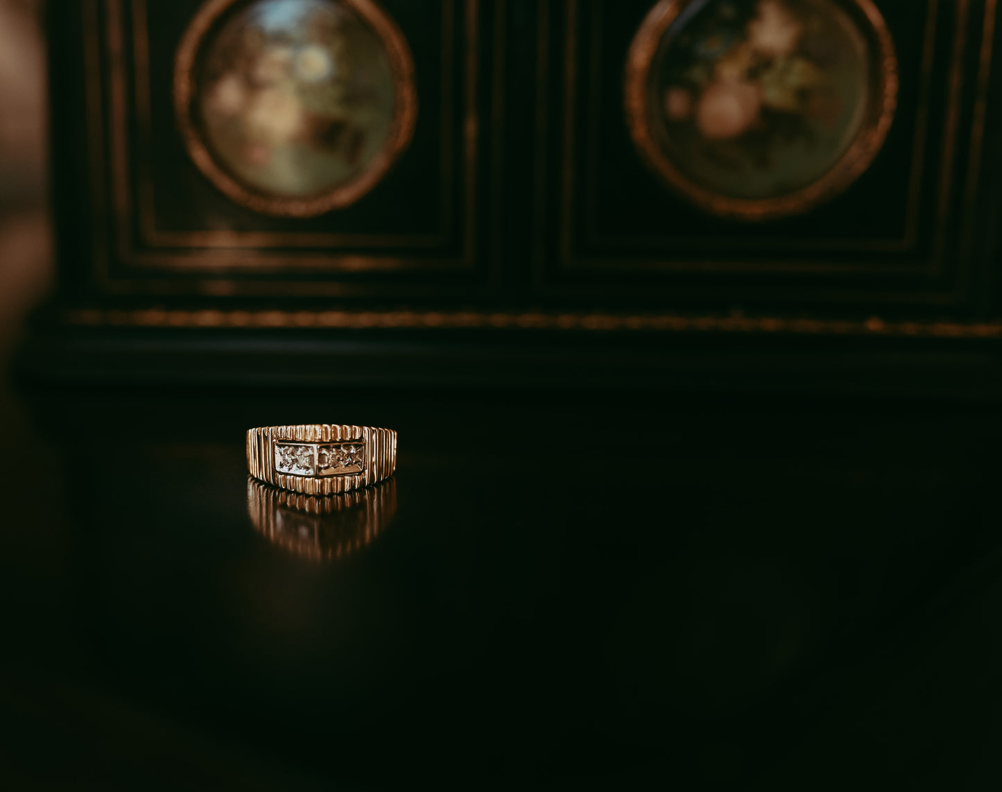 Vintage Retro 10K Gold Diamond Ring | Ridged Mid-Century Modern Design