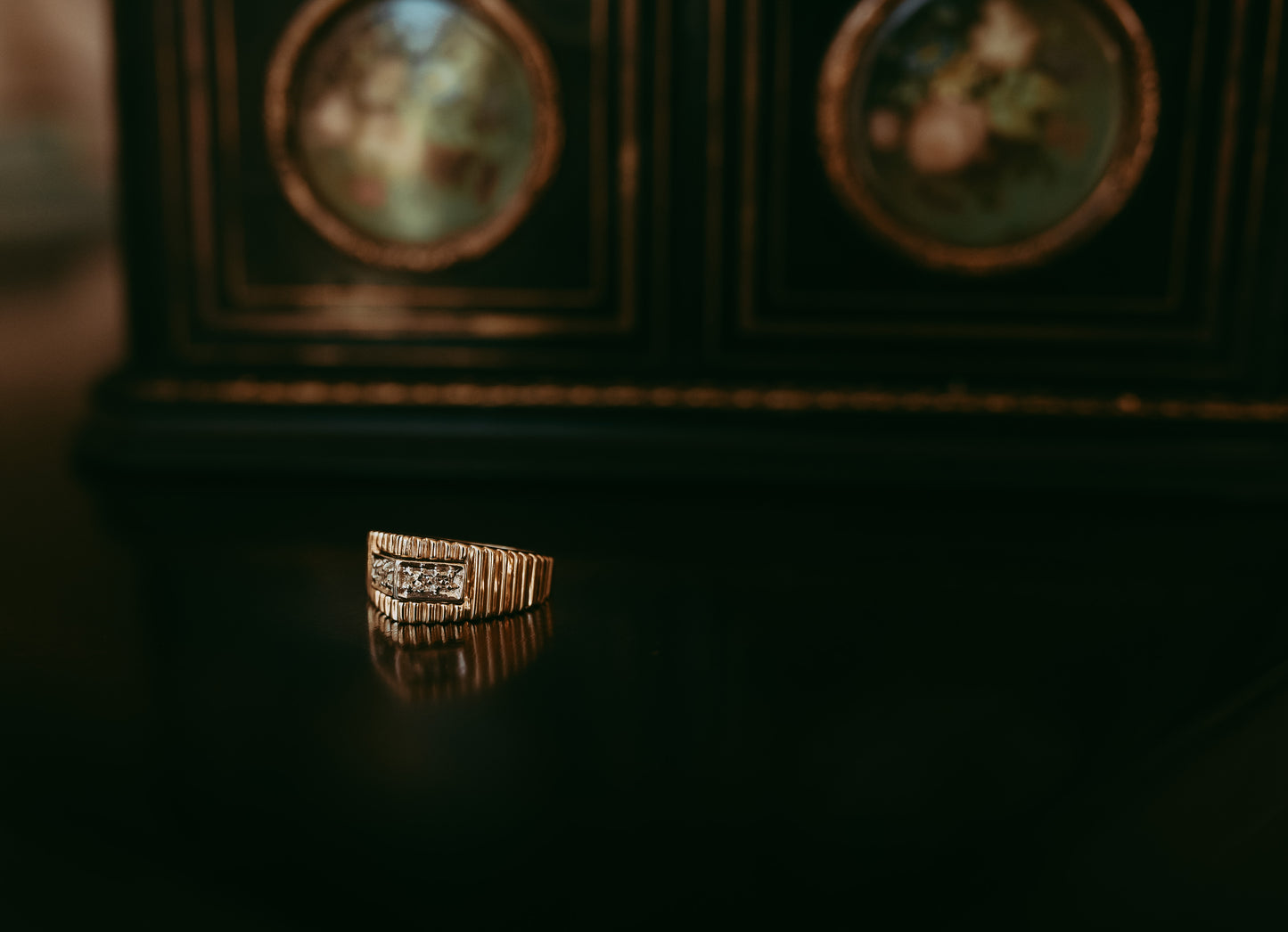 Vintage Retro 10K Gold Diamond Ring | Ridged Mid-Century Modern Design