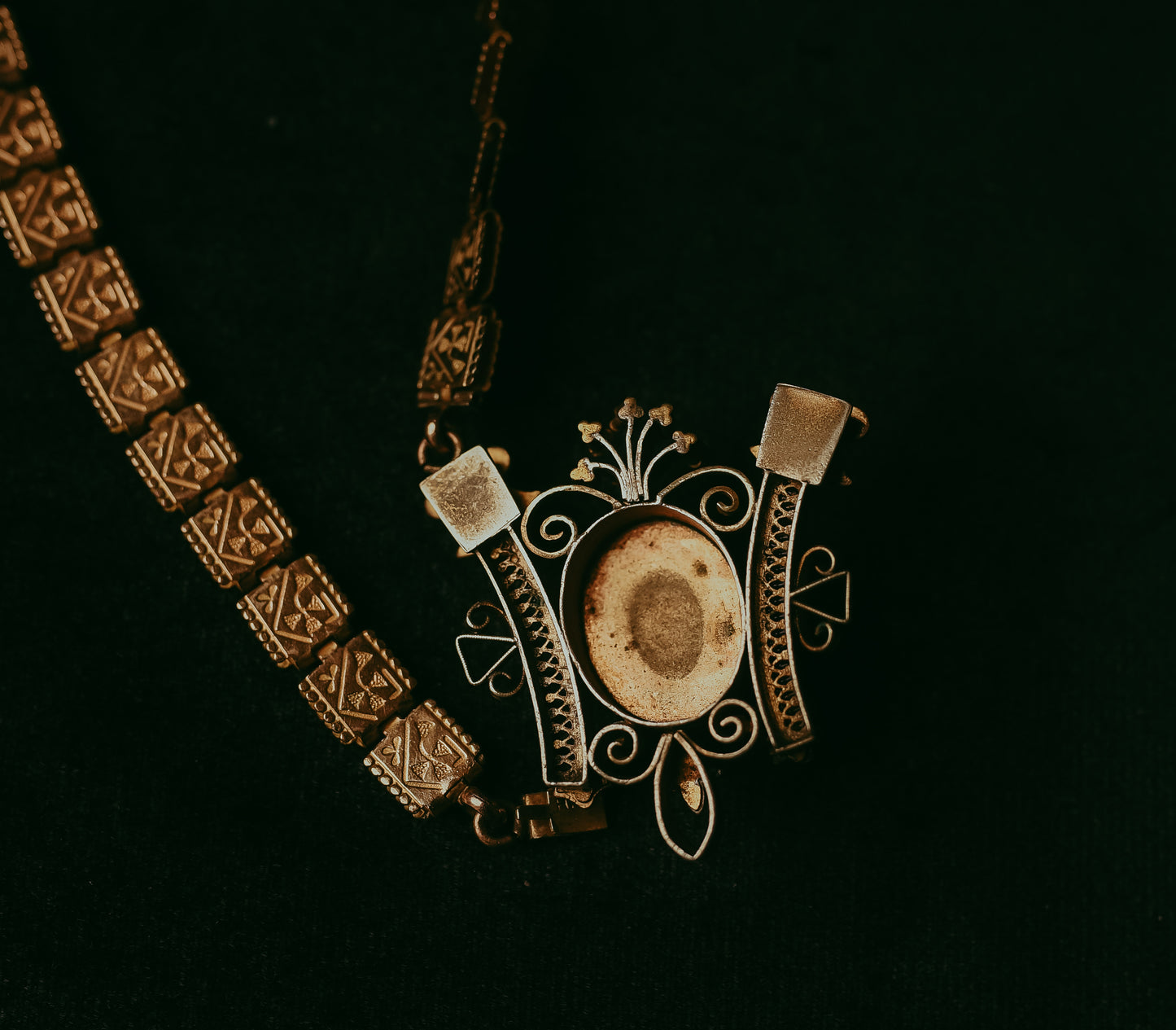 Antique Victorian Etruscan Revival Gold Filled Cameo Necklace | Book Chain Panel Links