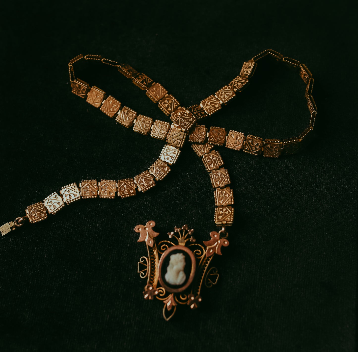 Antique Victorian Etruscan Revival Gold Filled Cameo Necklace | Book Chain Panel Links
