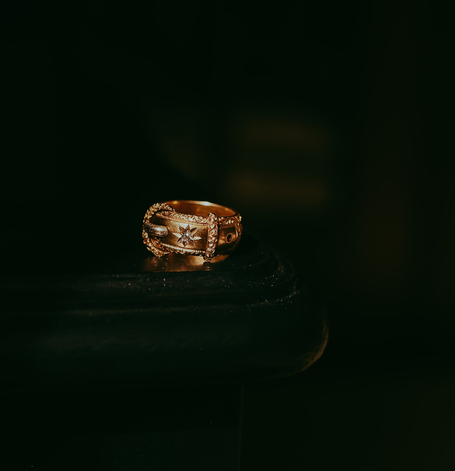Victorian 18K Yellow Gold Buckle Ring – Chester 1870 Hallmarked Diamond Star Band | Antique Engagement Ring