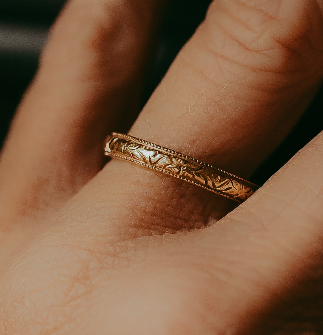 Vintage 14K Gold Floral Engraved Wedding Band | Milgrain Wedding Ring | Eternity Floral Band