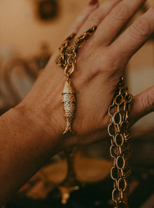 Vintage 9K Gold Articulated Fish Charm Pendant | 1940s–1950s