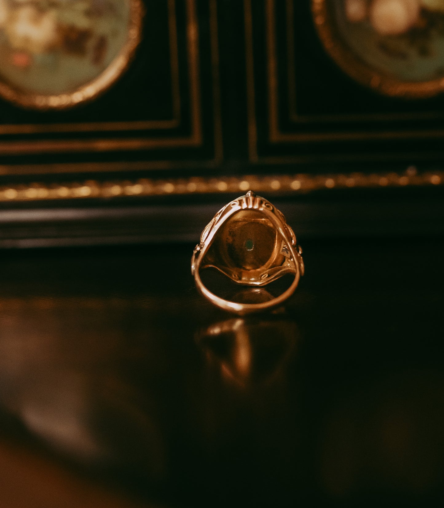 Vintage 14K Gold Natural Jade Ring | Art Nouveau Revival | 1930s–1940s