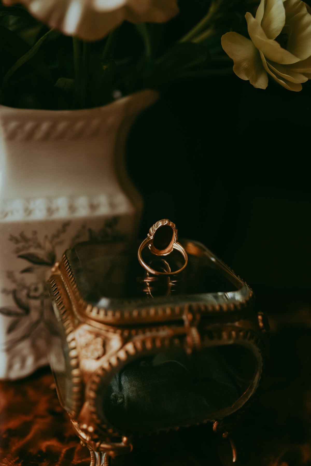 Vintage 10K Yellow Gold & Carnelian Ring Gift
