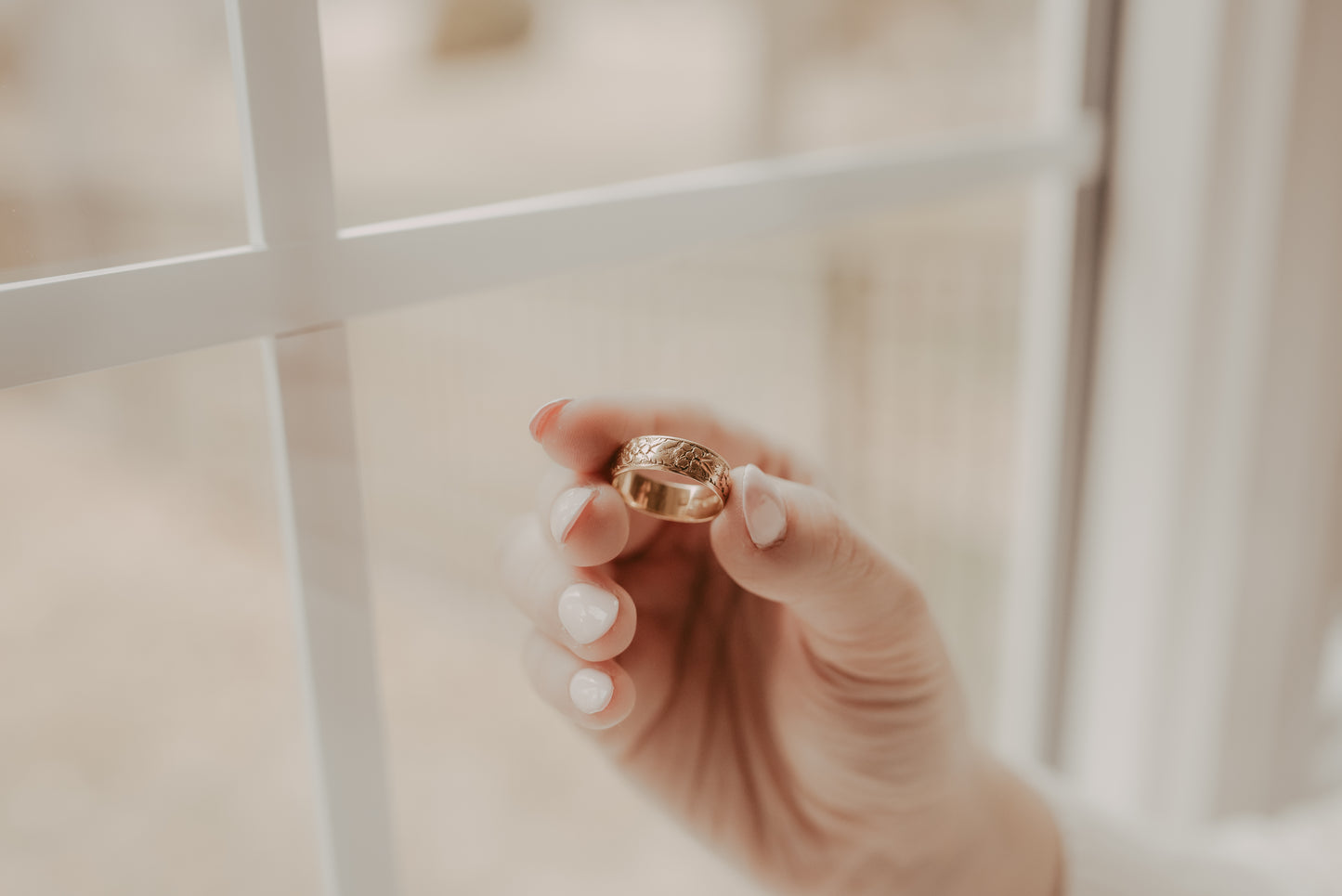 My Darling Juliet | 18K Gold Victorian Floral Ring Band