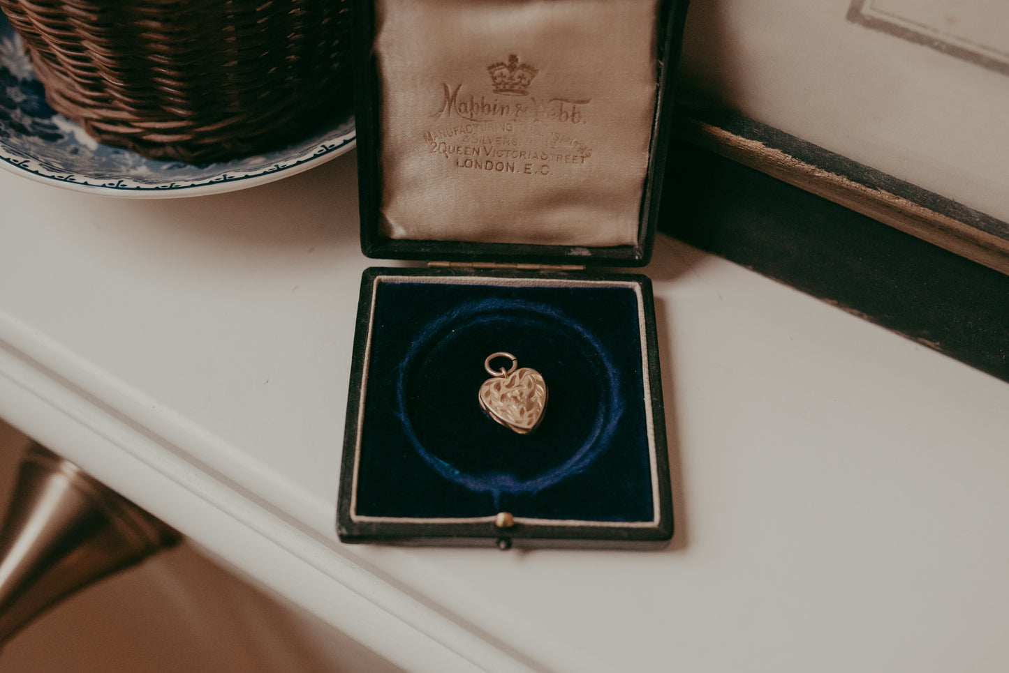 My Darling Juliet | Victorian 15K Engraved Locket-One sided