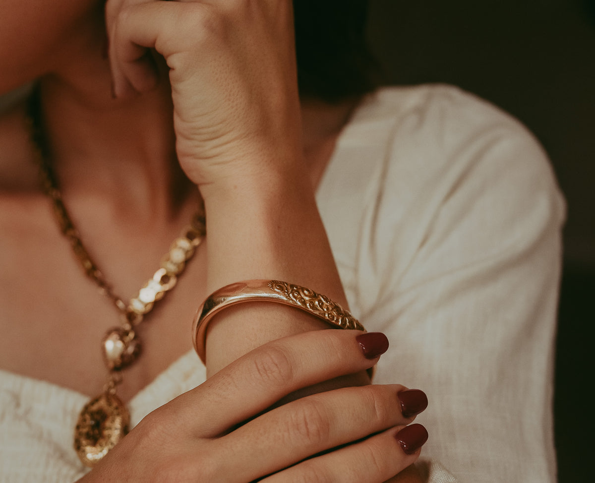 Antique Victorian Gold-Filled Oval Slip-On Bangle Bracelet | Floral Gold Bangle