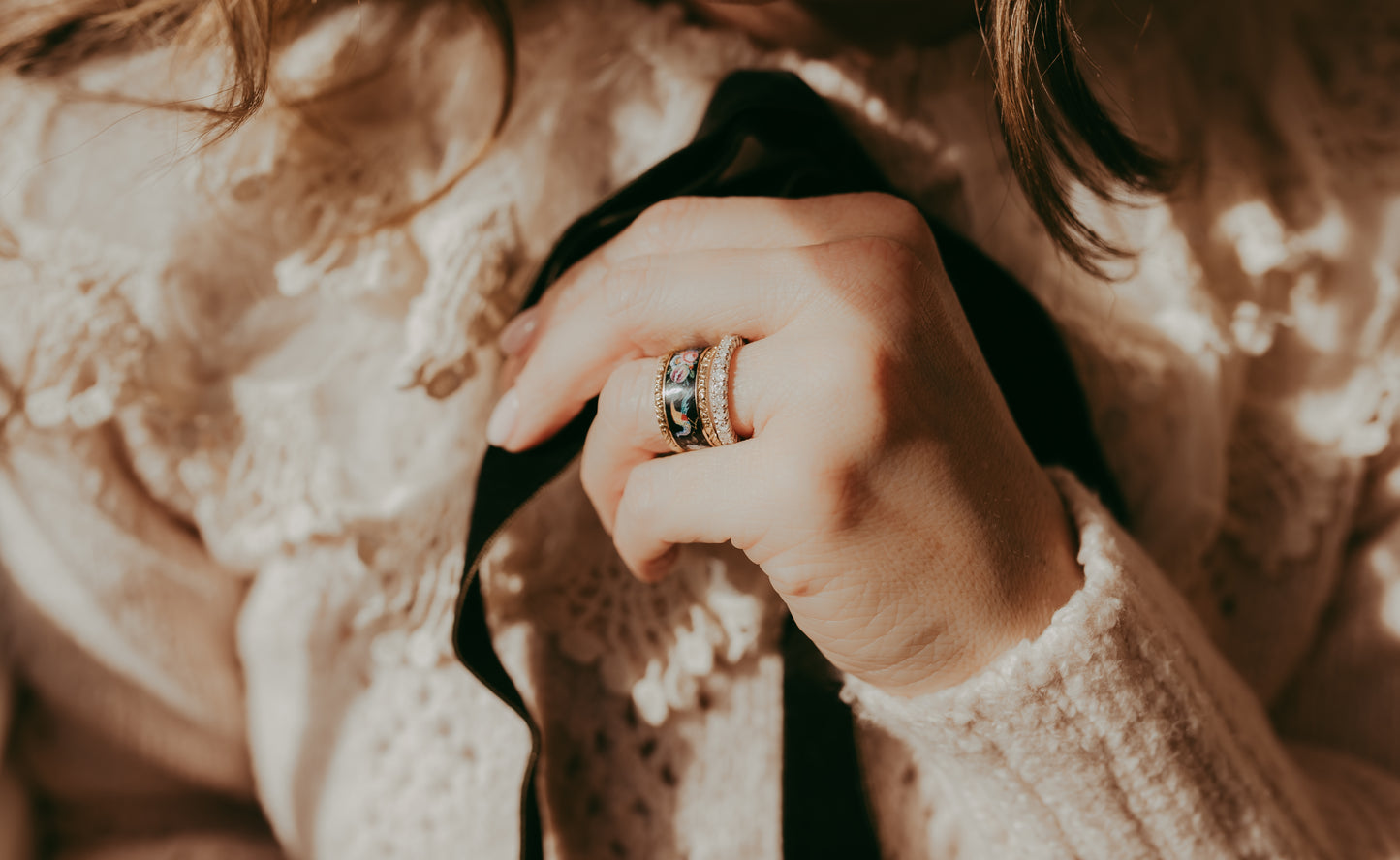 My Darling Juliet | 18K Bird and Floral Enamel Band Ring