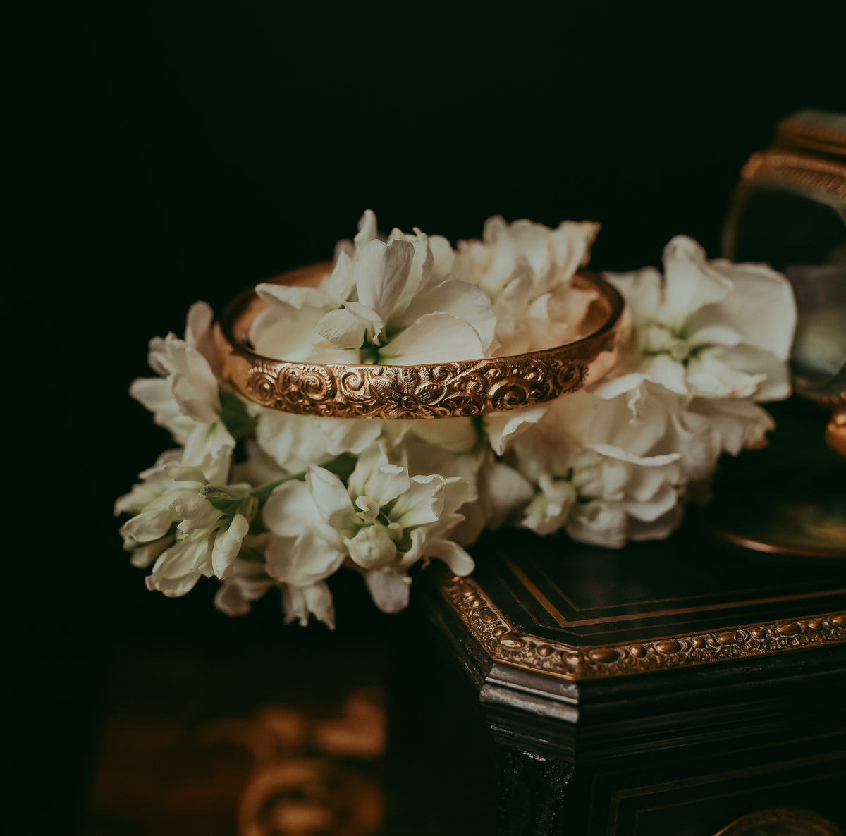 Antique Victorian Gold-Filled Oval Slip-On Bangle Bracelet | Floral Gold Bangle