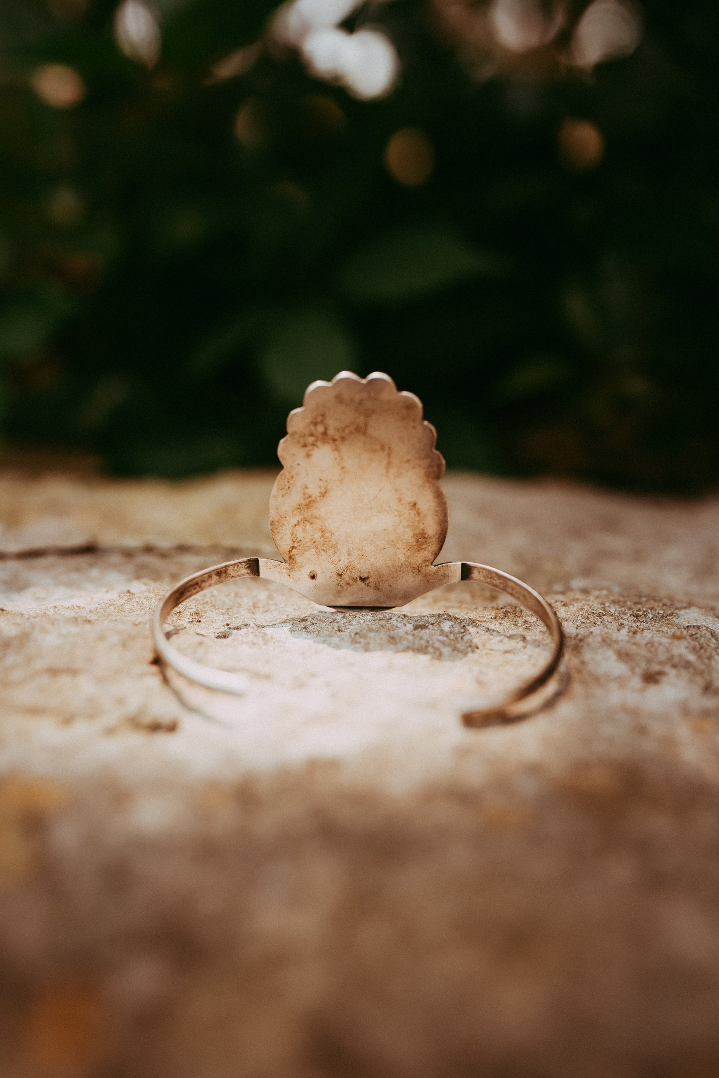 My Darling Juliet | Vintage Navajo Mother of Pearl Cuff Bracelet