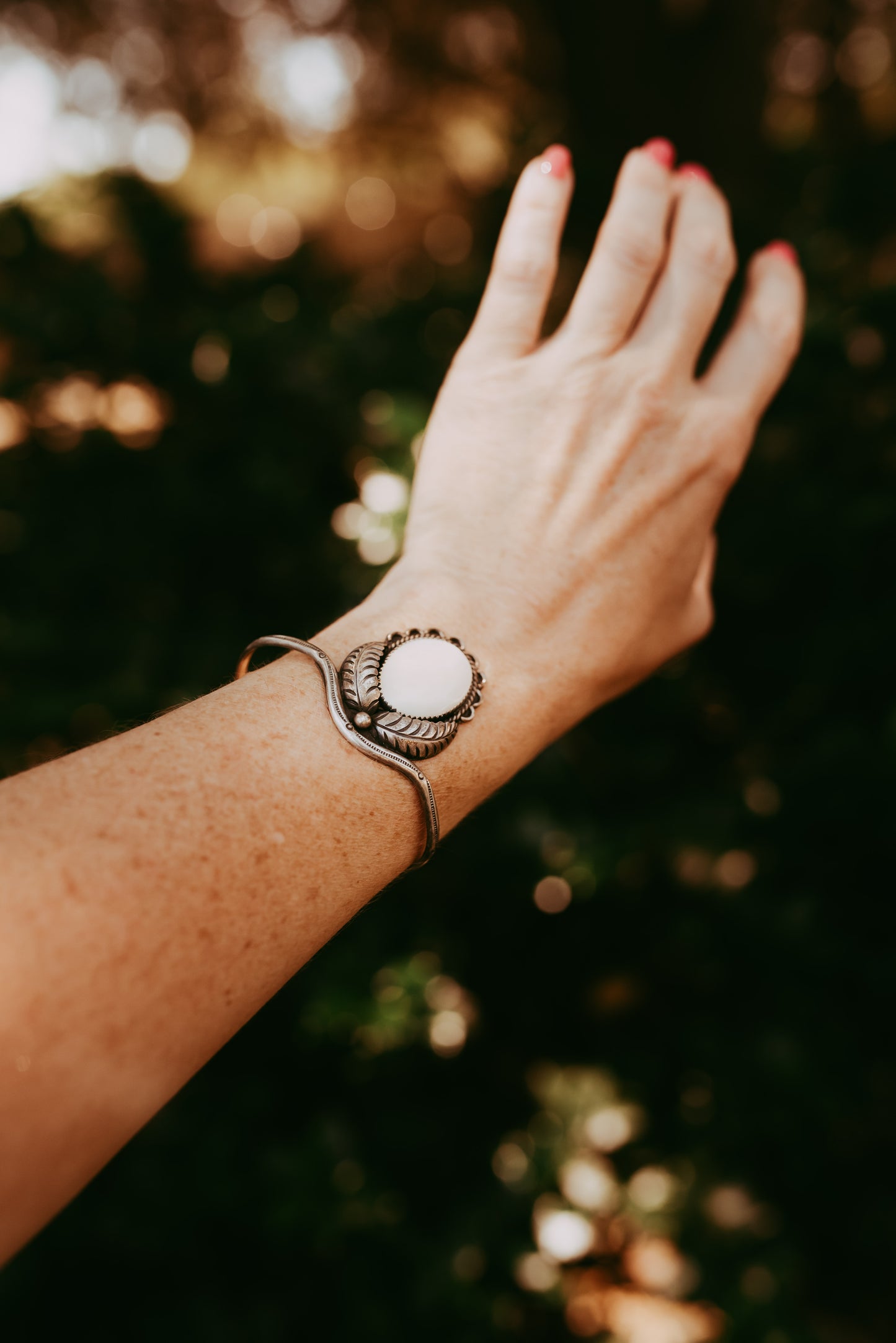My Darling Juliet | Vintage Navajo Mother of Pearl Cuff Bracelet