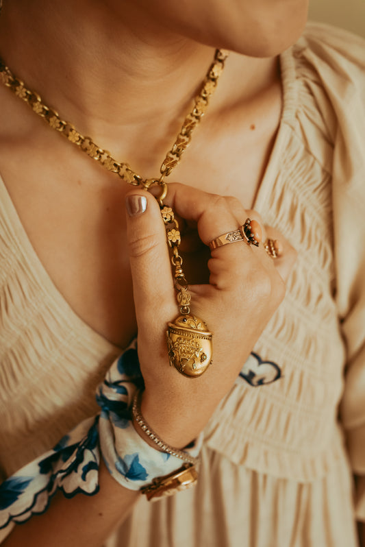 My Darling Juliet | Antique Victorian Gold-Filled Chain Necklace with Flowers