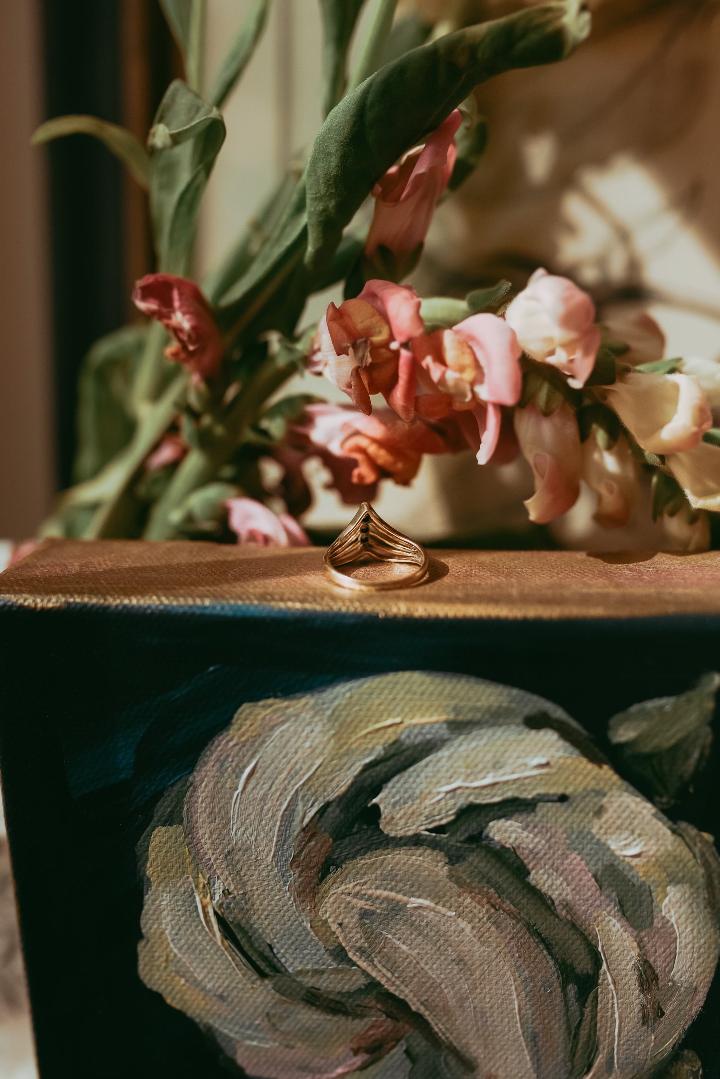 My Darling Juliet | Vintage 10K Gold Diamond Chevron Ring