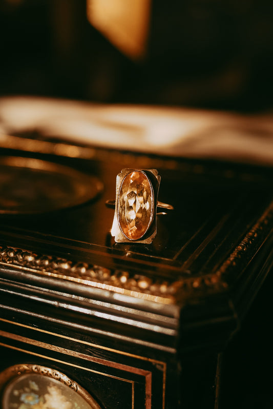 My Darling Juliet | 1914 English 9K Gold Citrine Solitaire Ring (7.75ct Antique Oval)
